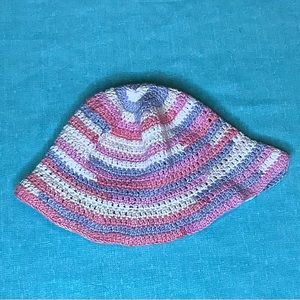 Hand crochet bucket hat